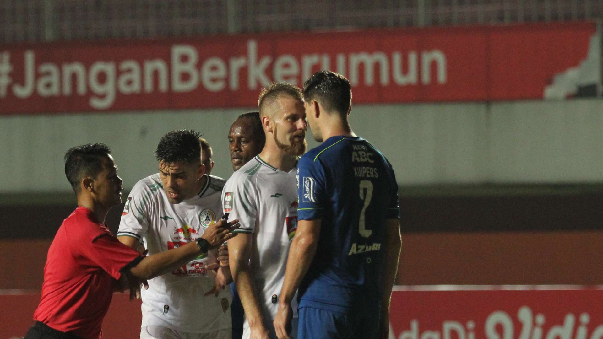 Persib Bandung - PS Sleman Semi-Final Piala Menpora Leg 1