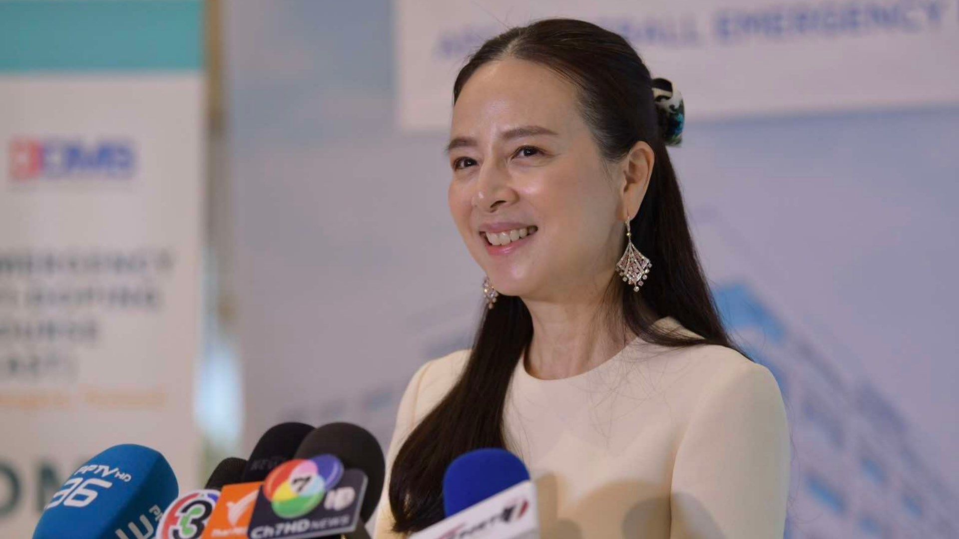  "มาดามแป้ง" นางนวลพรรณ ล่ำซำ