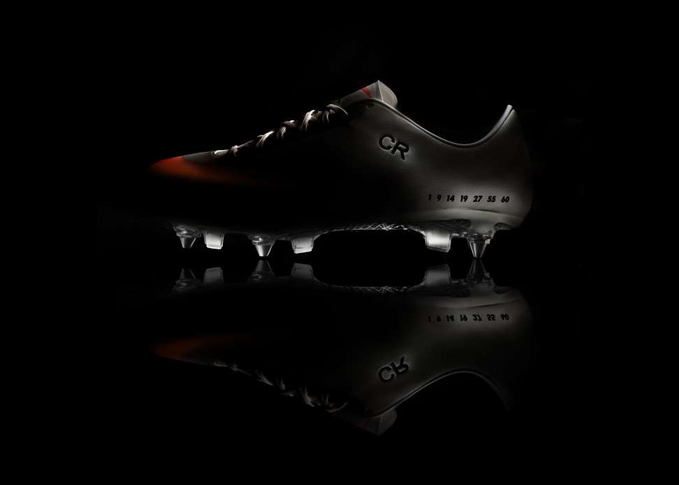Cristiano Ronaldo boots CR MERCURIAL IX made by Nike