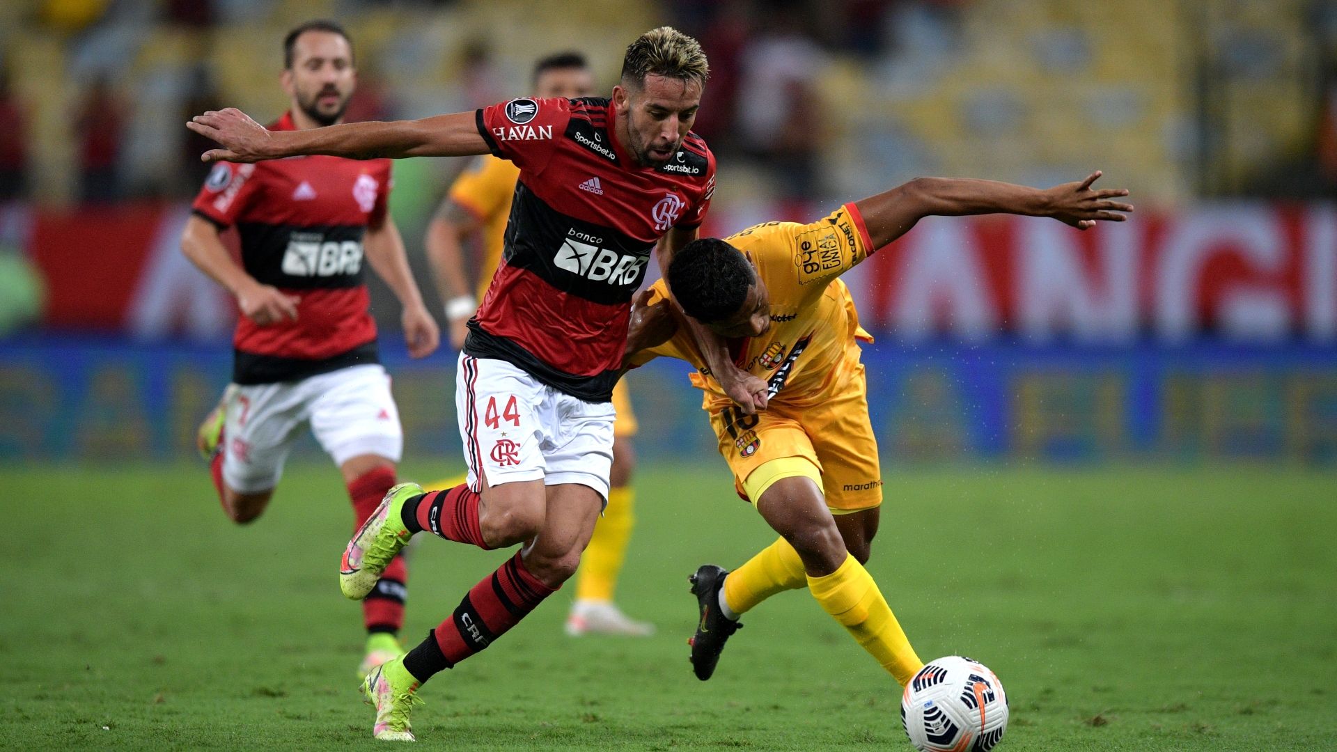 Mauricio Isla Flamengo - Barcelona