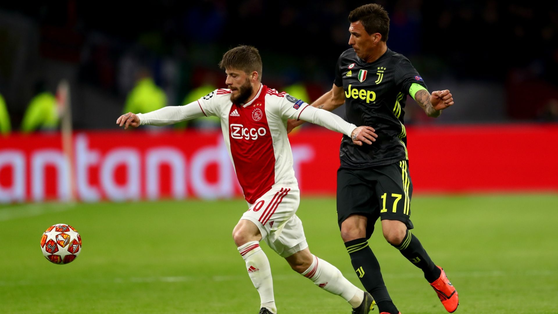 Lasse Schone Mario Mandzukic Ajax - Juventus 04102019