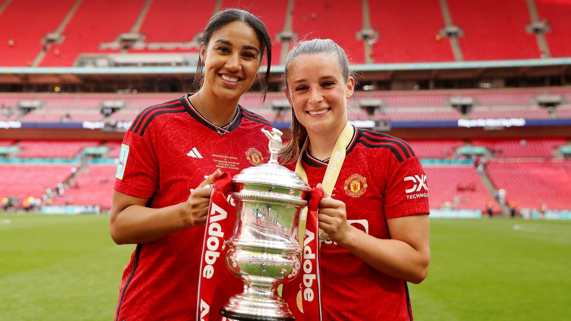 Gabby George Ella Toone Man Utd Women FA Cup 2023-24