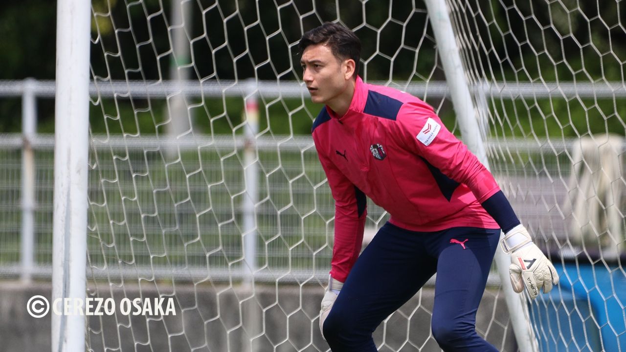 Dang Van Lam Cerezo Osaka