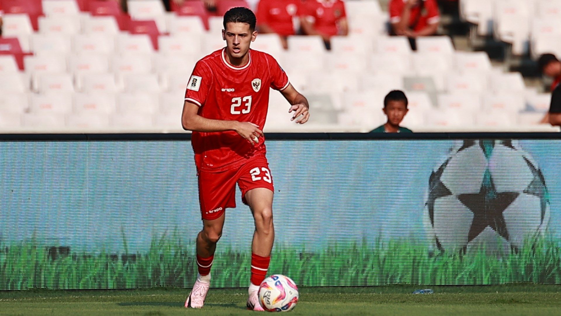 Justin Hubner - Indonesia