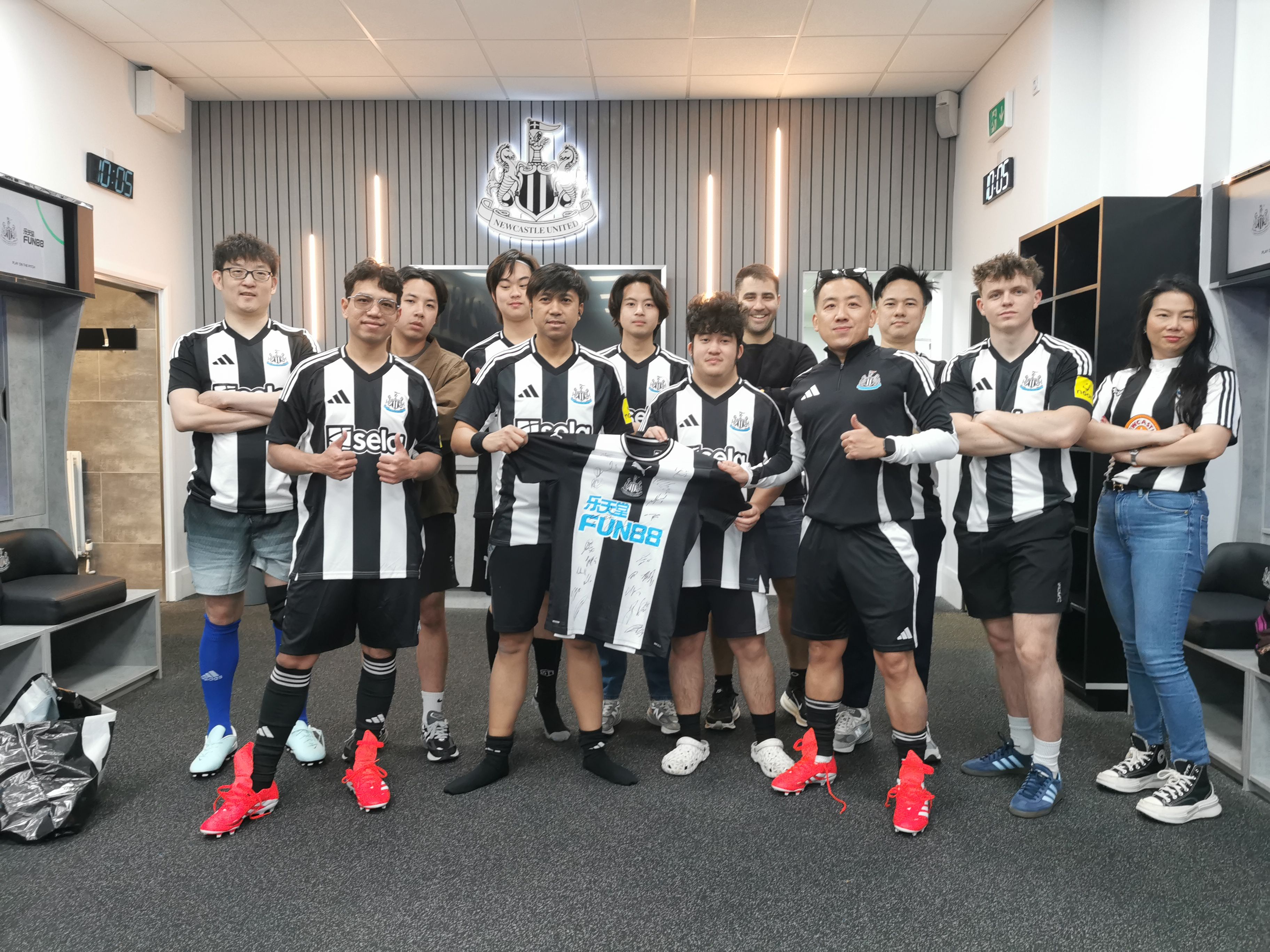 Play with FUN, be FUN