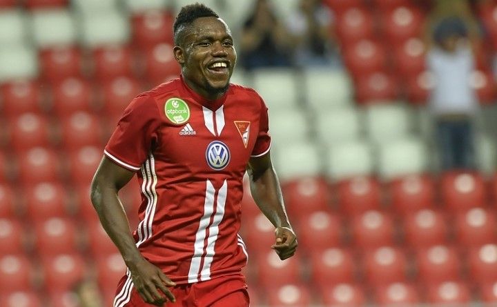 Justin Mengolo Debrecen DVSC