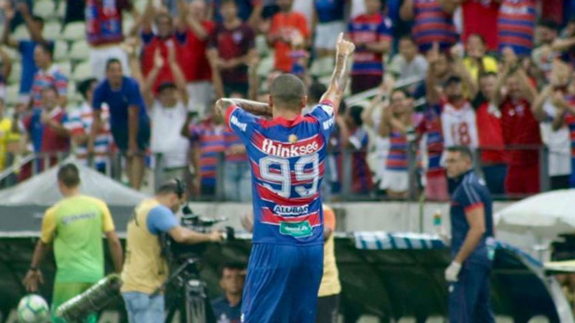 Wellington Paulista Fortaleza Athletico 02 05 2019