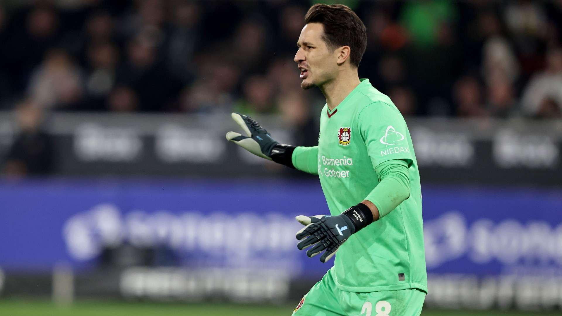 Janis Blaswichof Bayer 04 Leverkusen