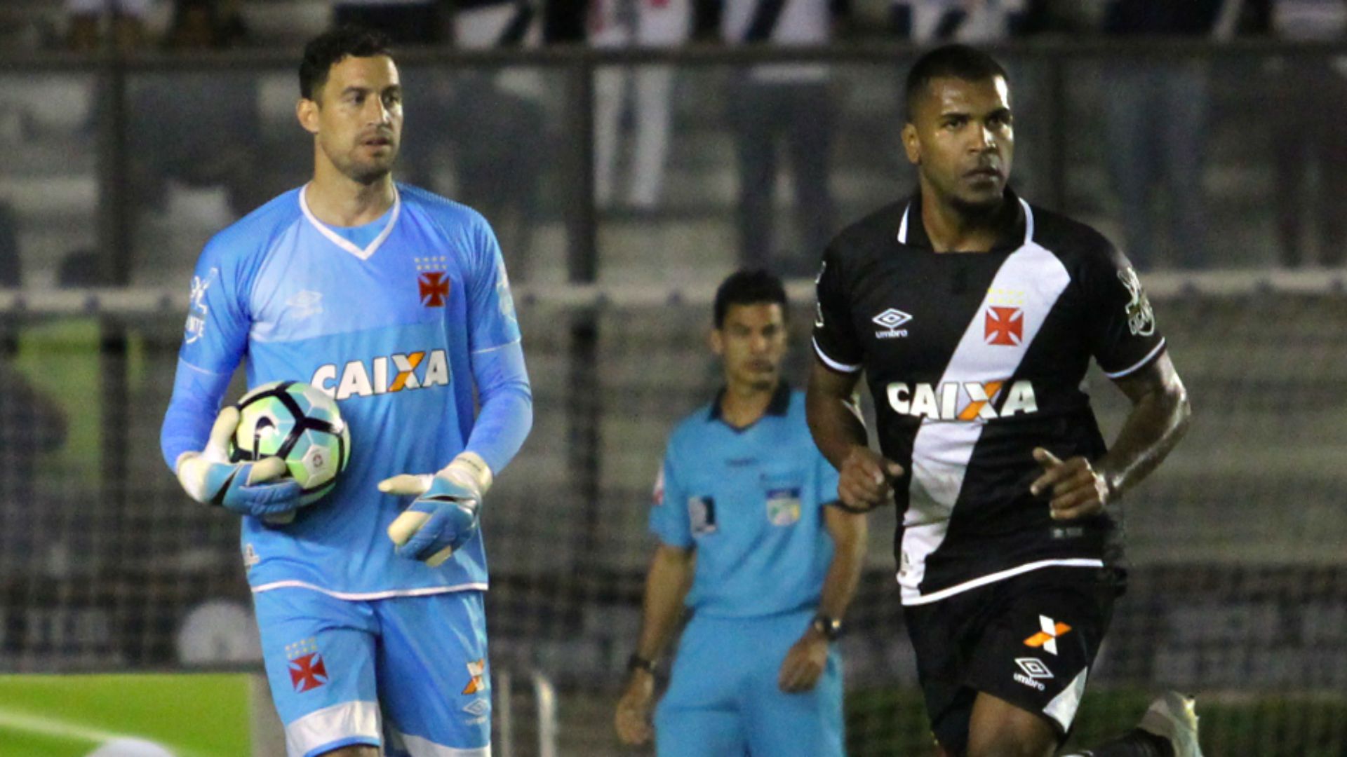 Martín Silva Breno Vasco Brasileirão 22 06 2017