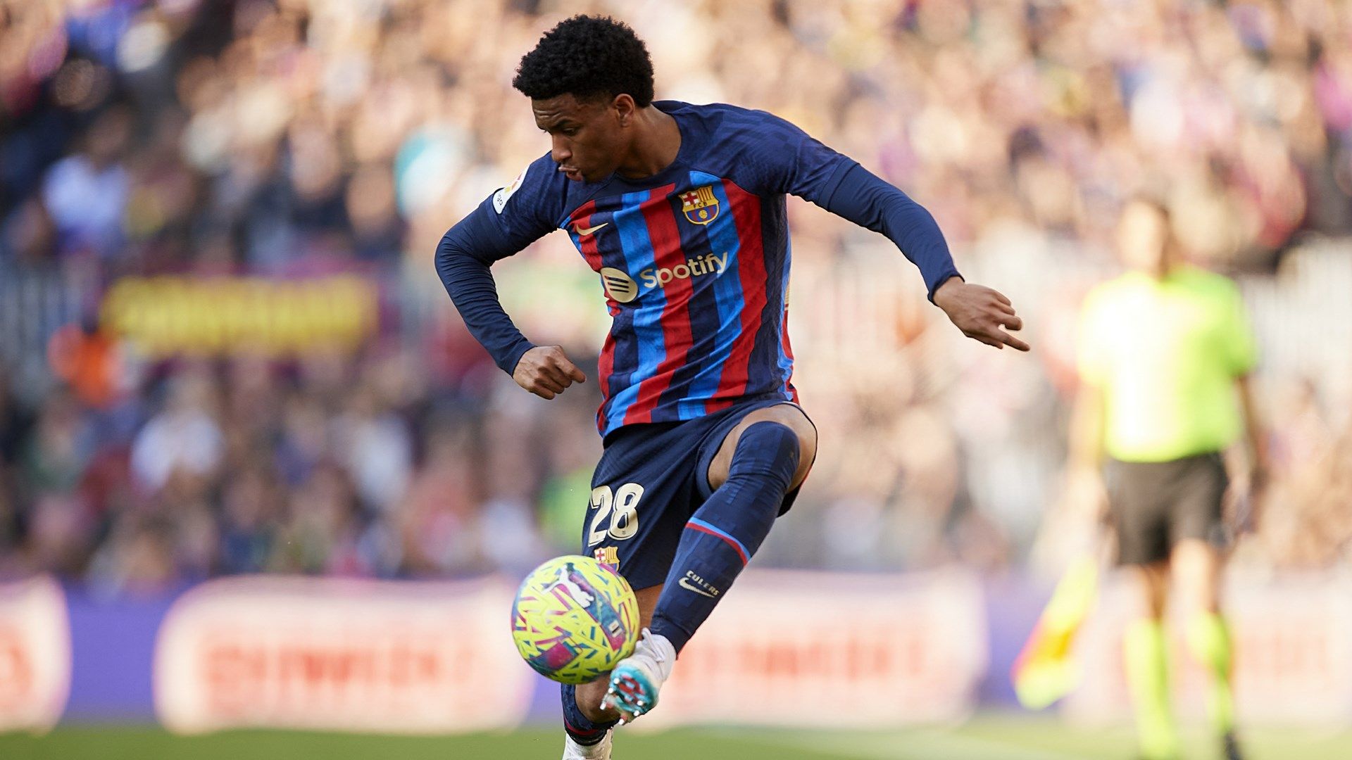 Alejandro Balde Barcelona 2022-23