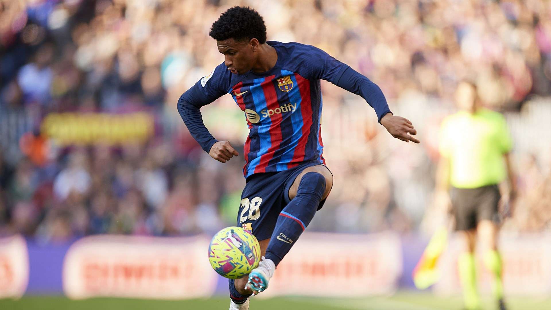 Alejandro Balde Barcelona 2022-23