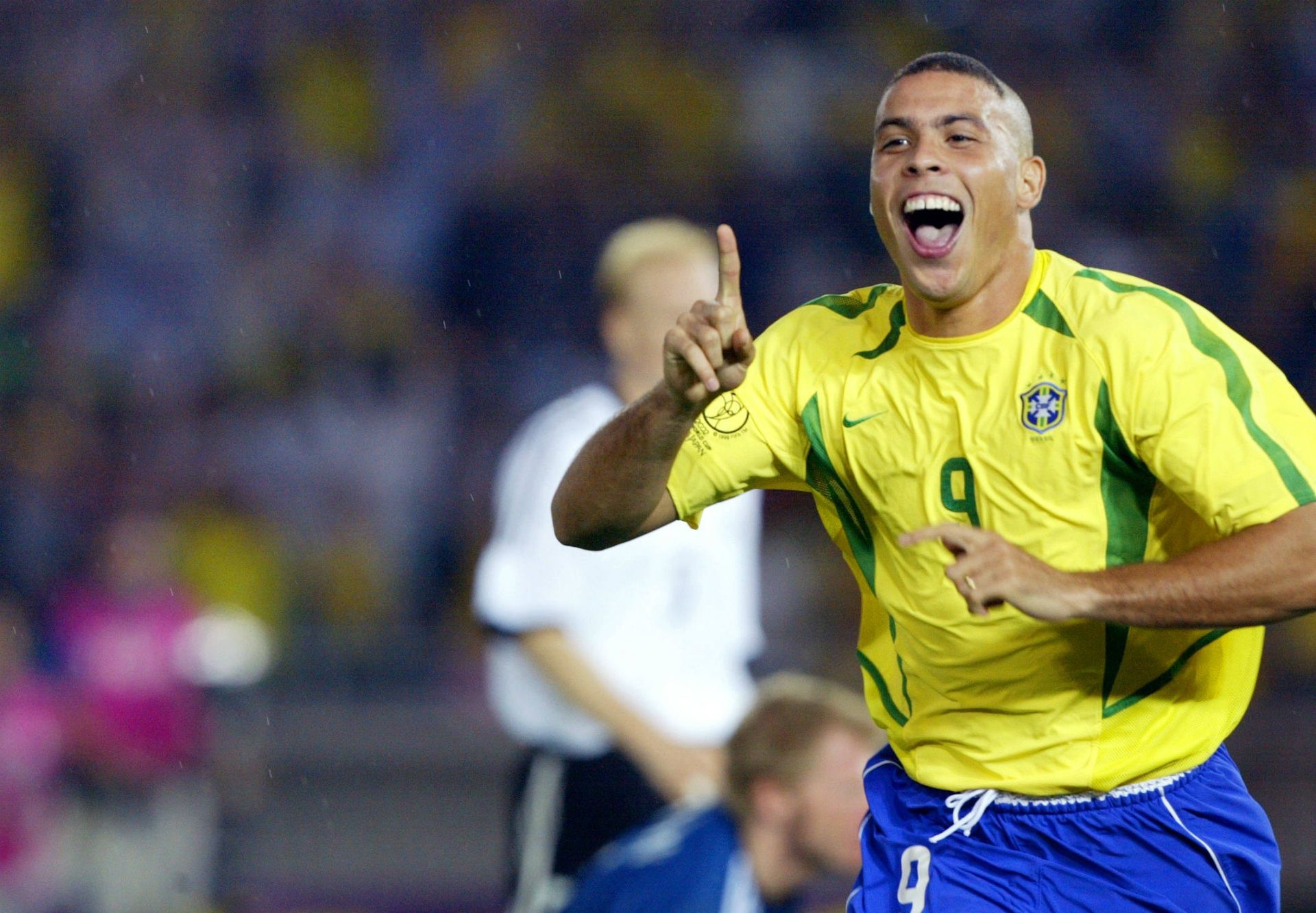 O Fenomeno - How Ronaldo won three Ballon d'Ors | Goal.com