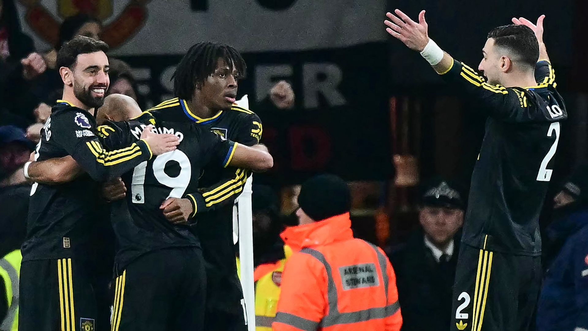 Patrick Dorgu Manchester United Arsenal 2025-26