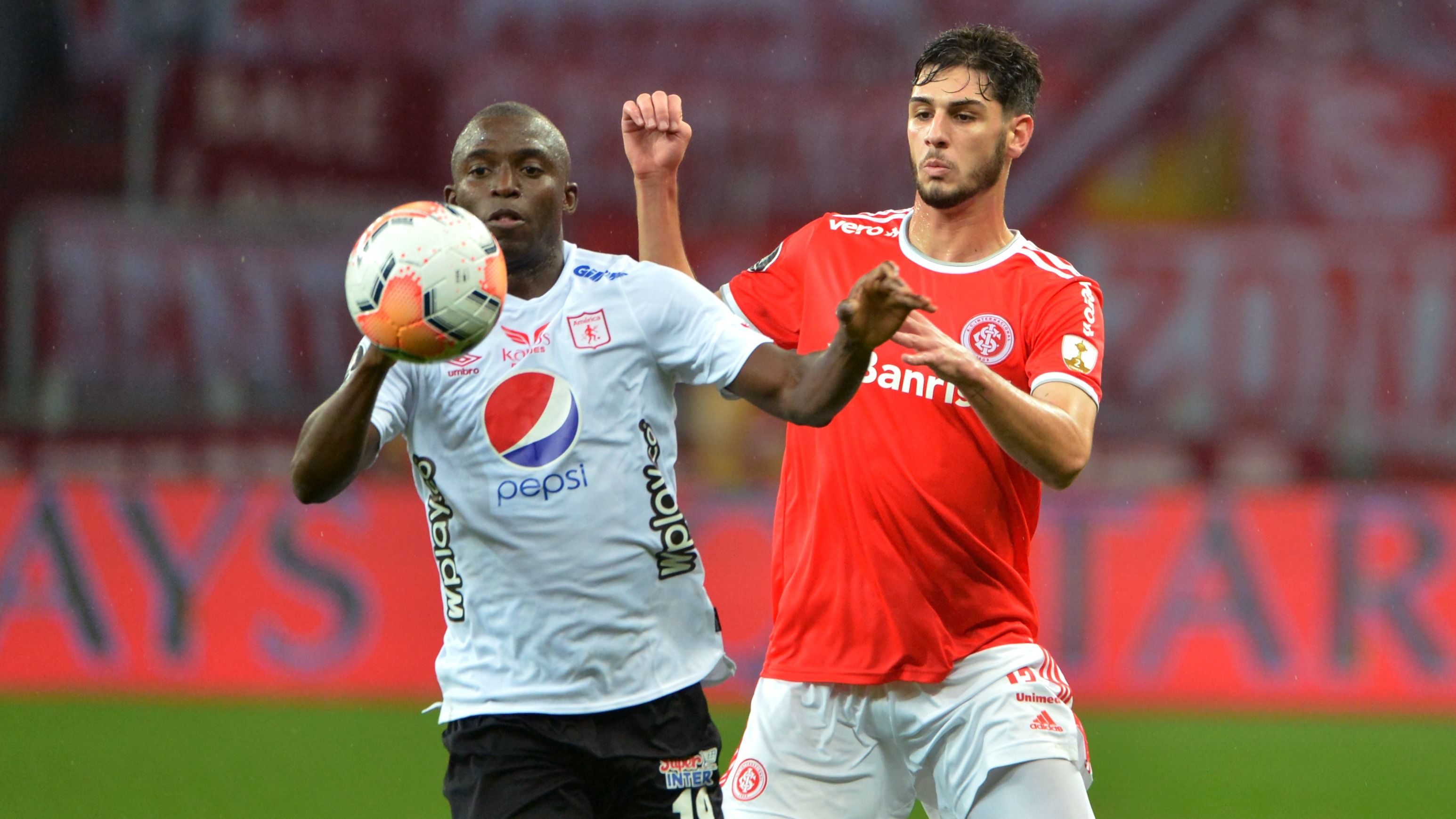 Johnny Internacional Luis Paz America de Cali