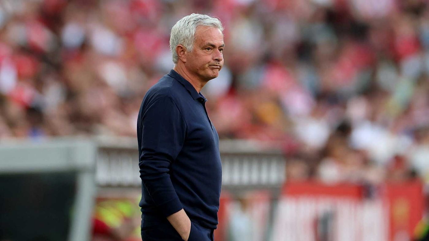 Jose Mourinho DENIES contact with Florentina Perez over Real Madrid return  - but stops short of ruling out Benfica exit | Goal.com US