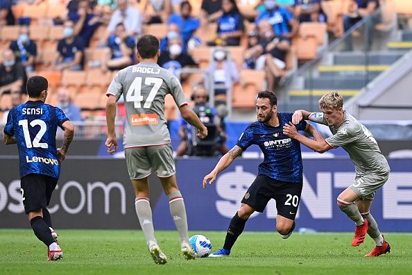 Calhanoglu vs Genoa 05