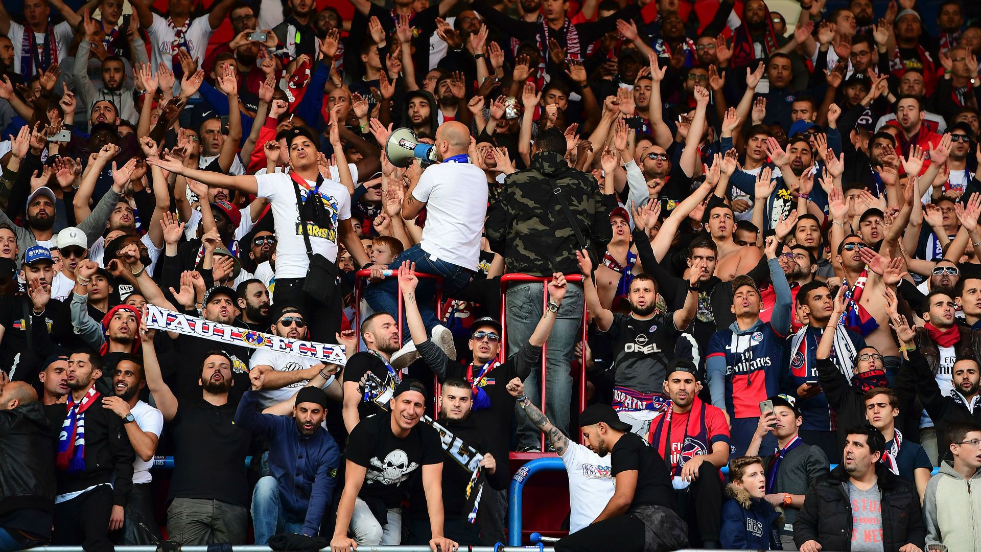 PSG ultras