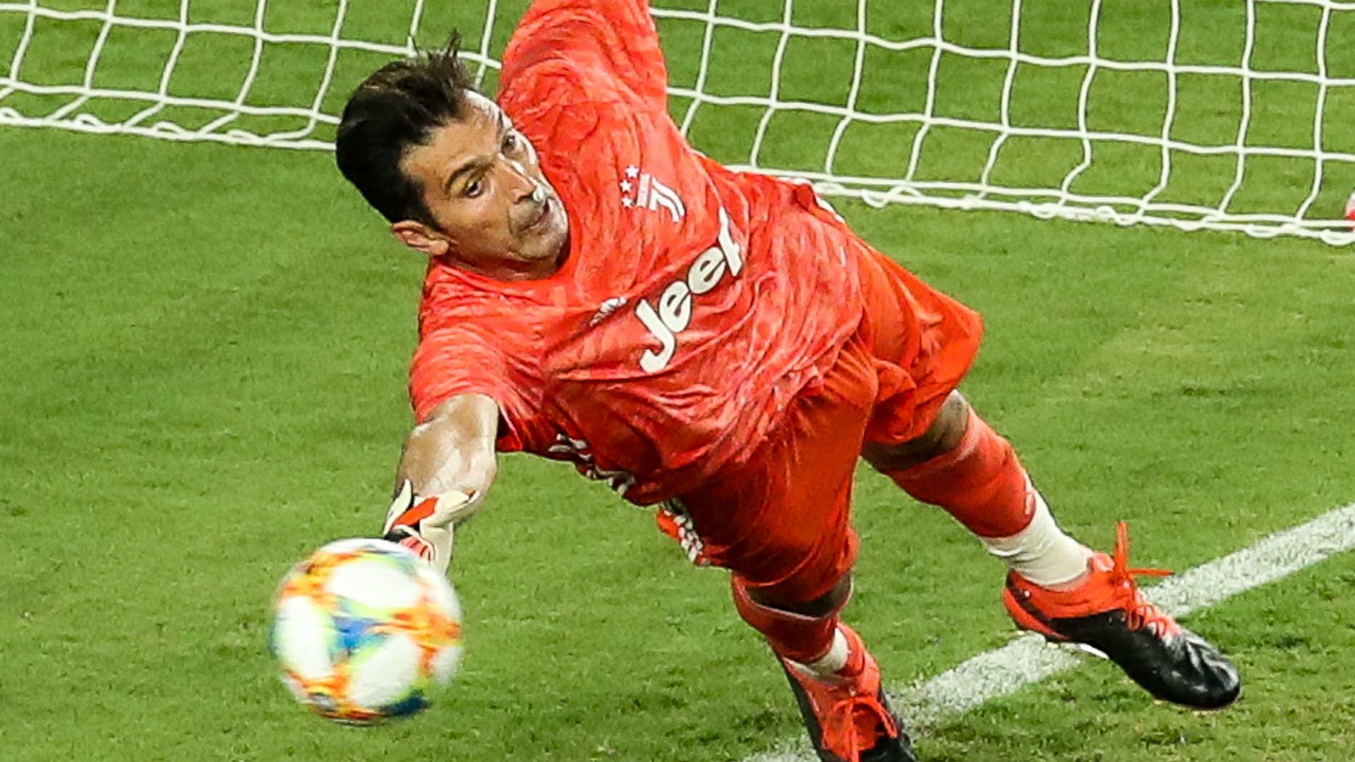 Gianluigi Buffon Juventus 2019-20