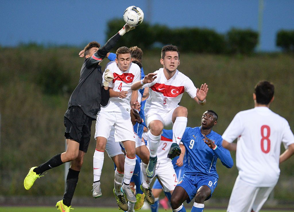 Berke Ozer; Turkey U17