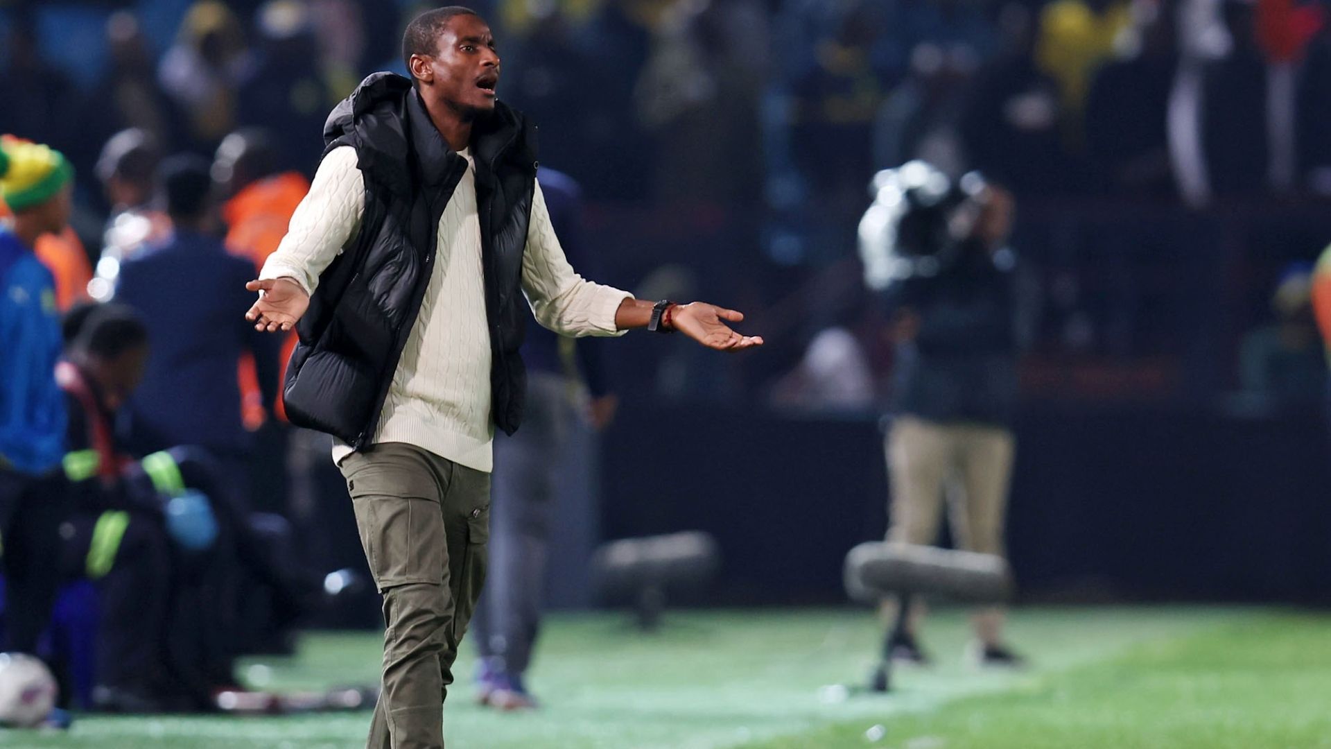 Rhulani Mokwena, Mamelodi Sundowns