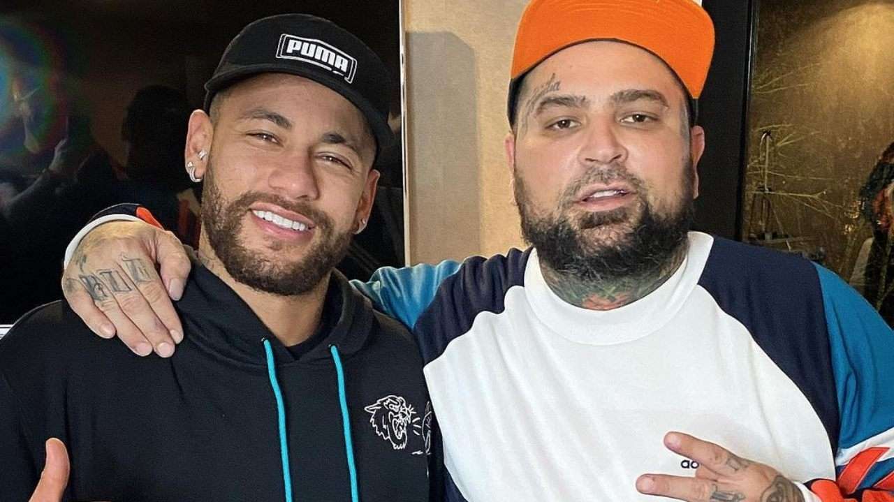 Neymar e Adão Rosa, seu tatuador (2020)