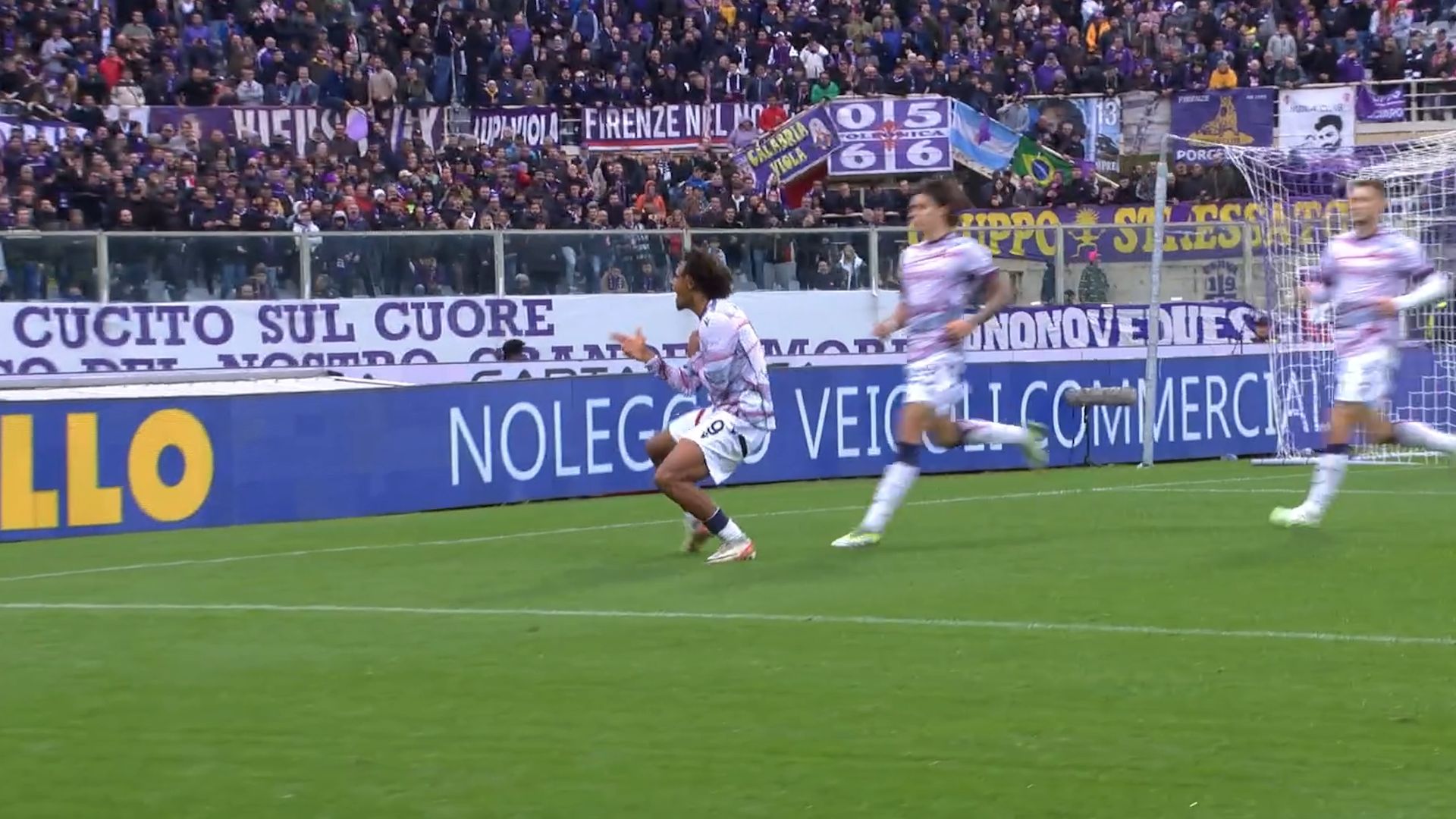 Joshua Zirkzee Fiorentina Bologna Serie A
