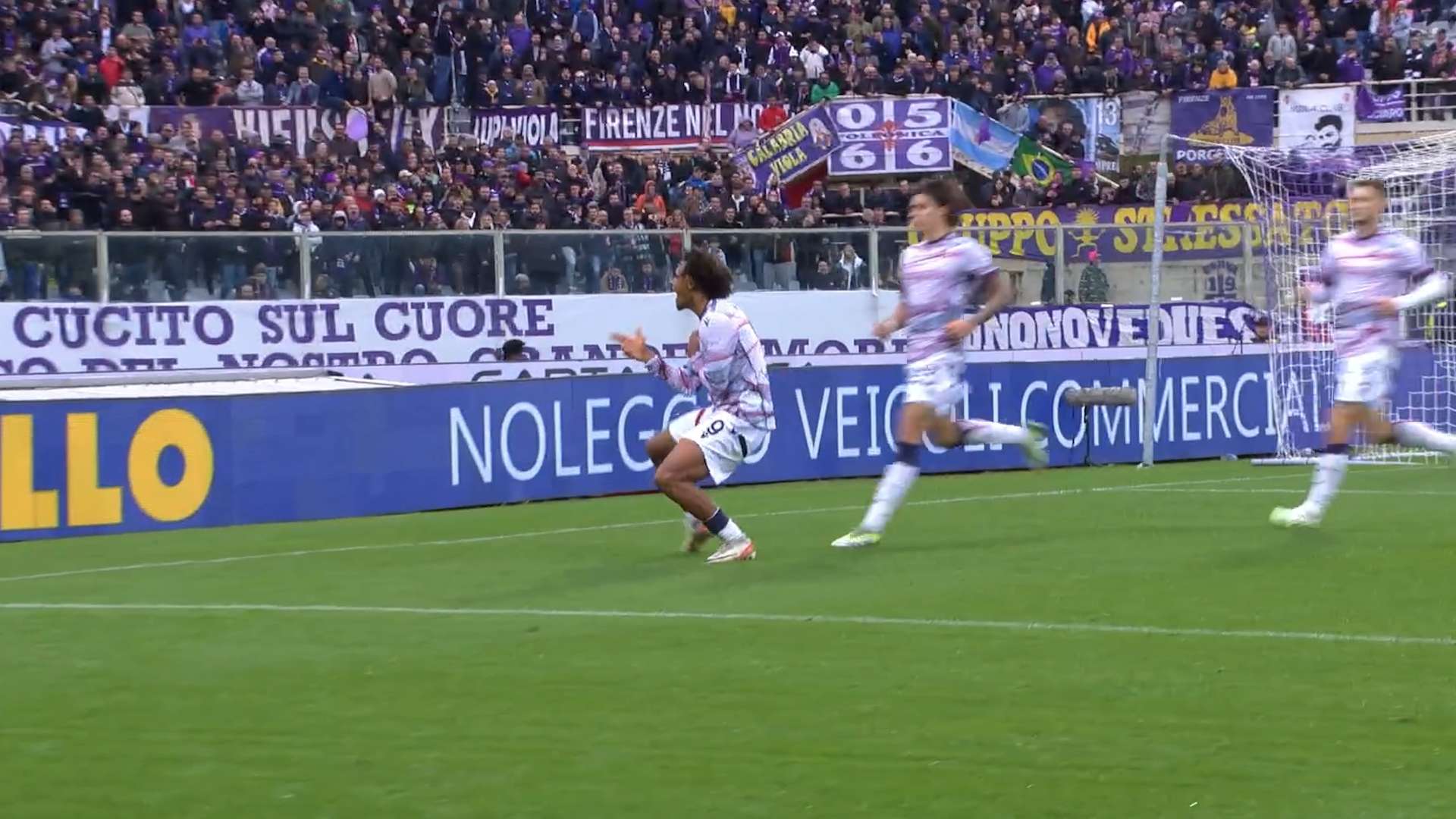 Joshua Zirkzee Fiorentina Bologna Serie A