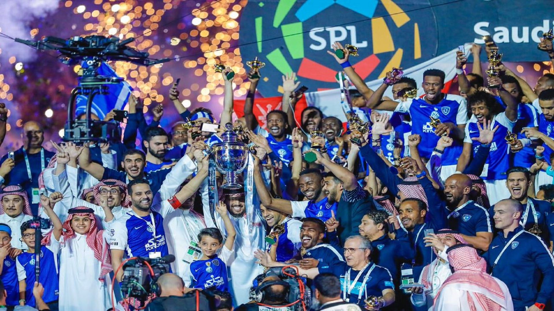 احتفال الهلال بالدوري 5