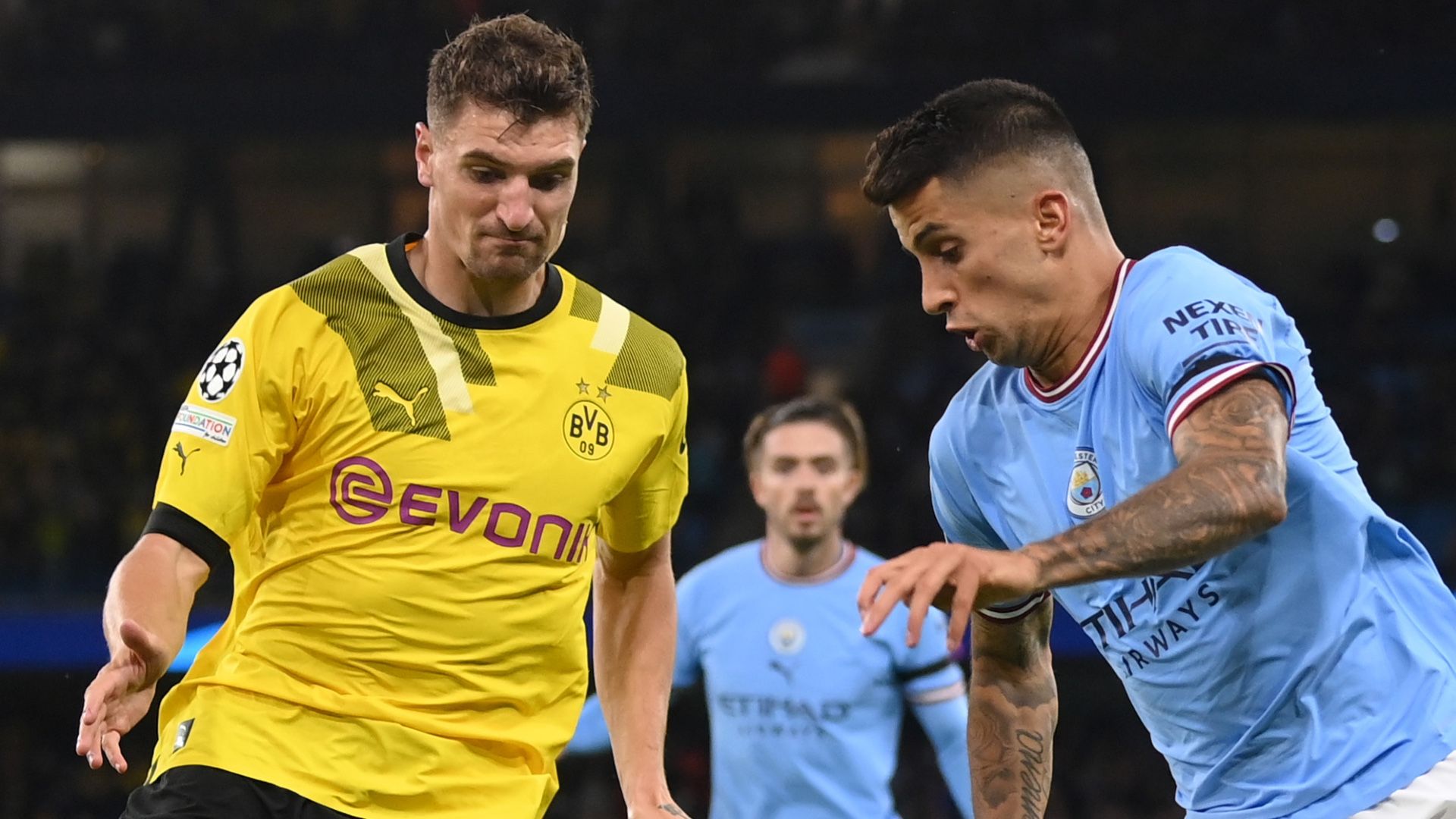 Joao Cancelo Thomas Meunier Manchester City Borussia Dortmund 2022