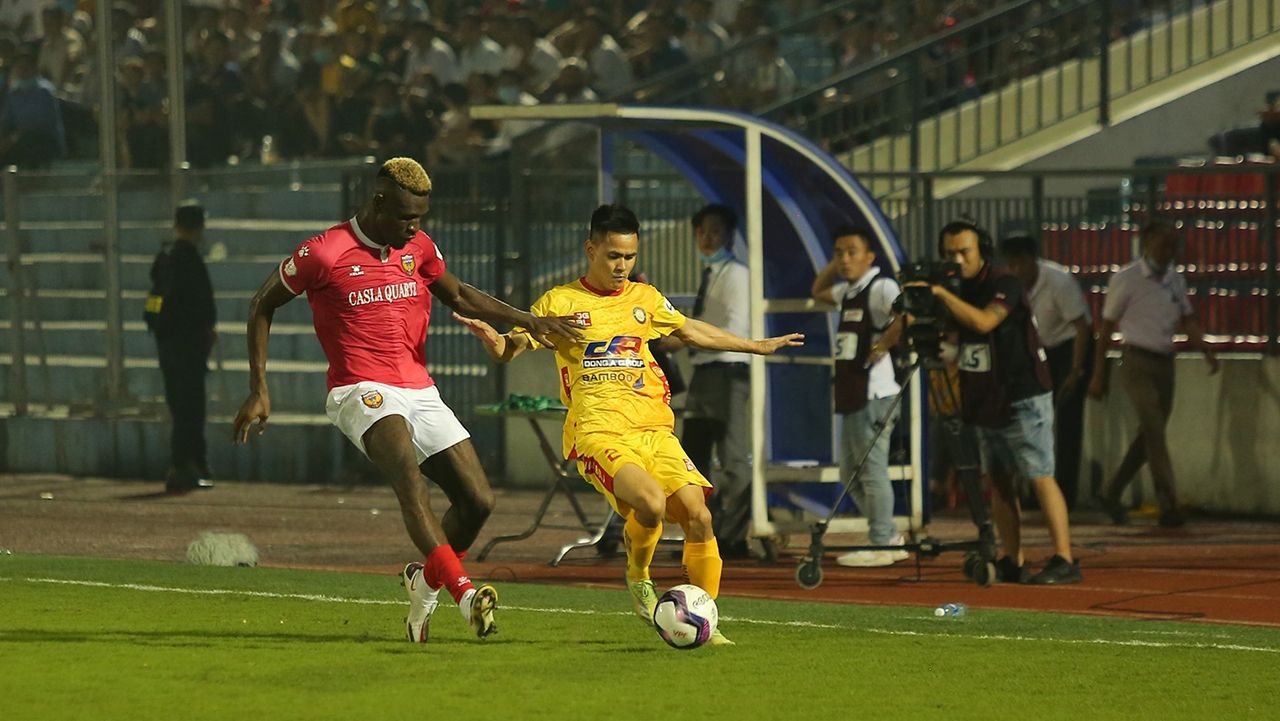 Hoang Dinh Tung Ha Tinh Thanh Hoa V.League 2021