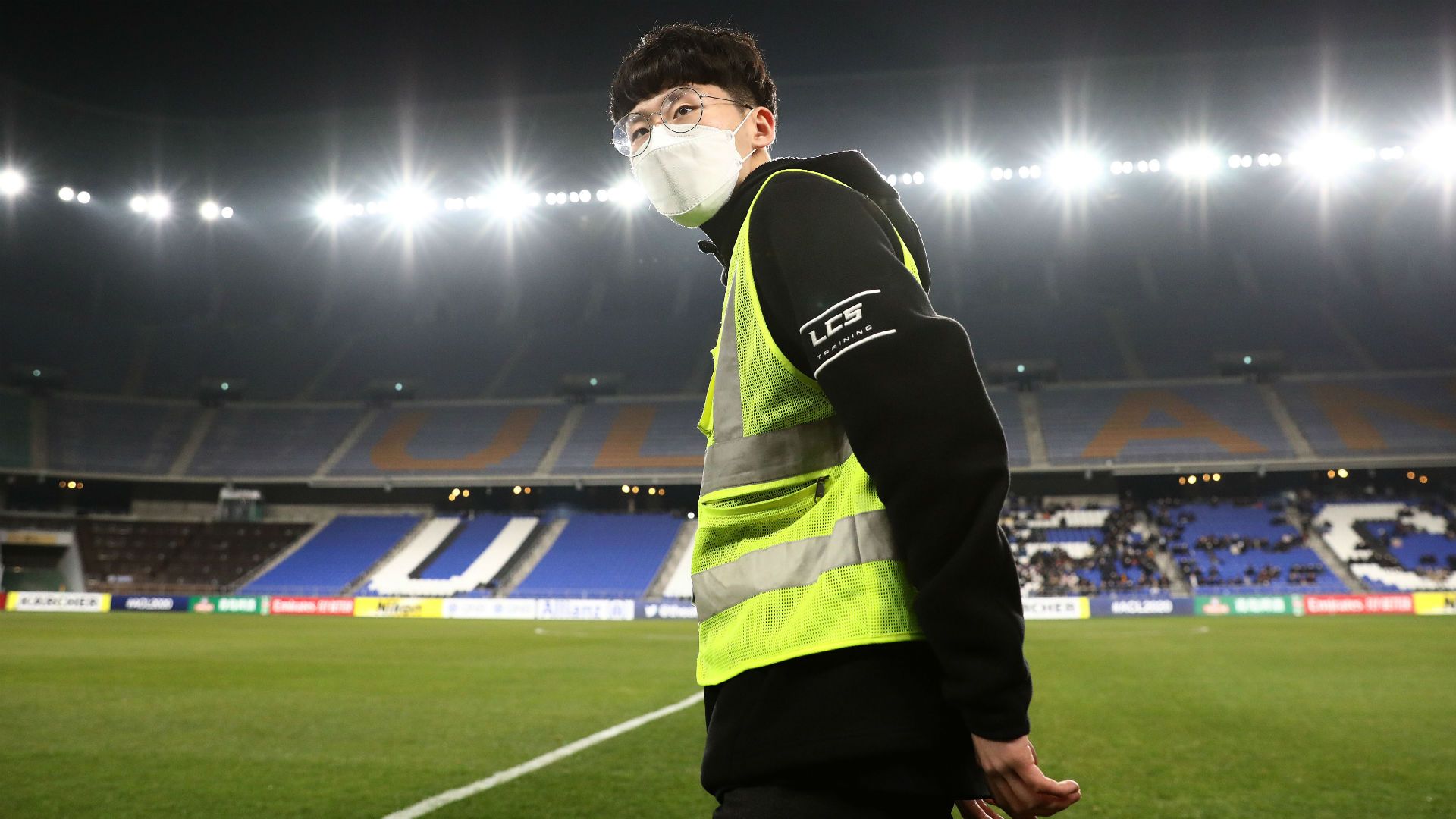Ulsan Hyundai steward coronavirus precautions AFC Asian Champions League