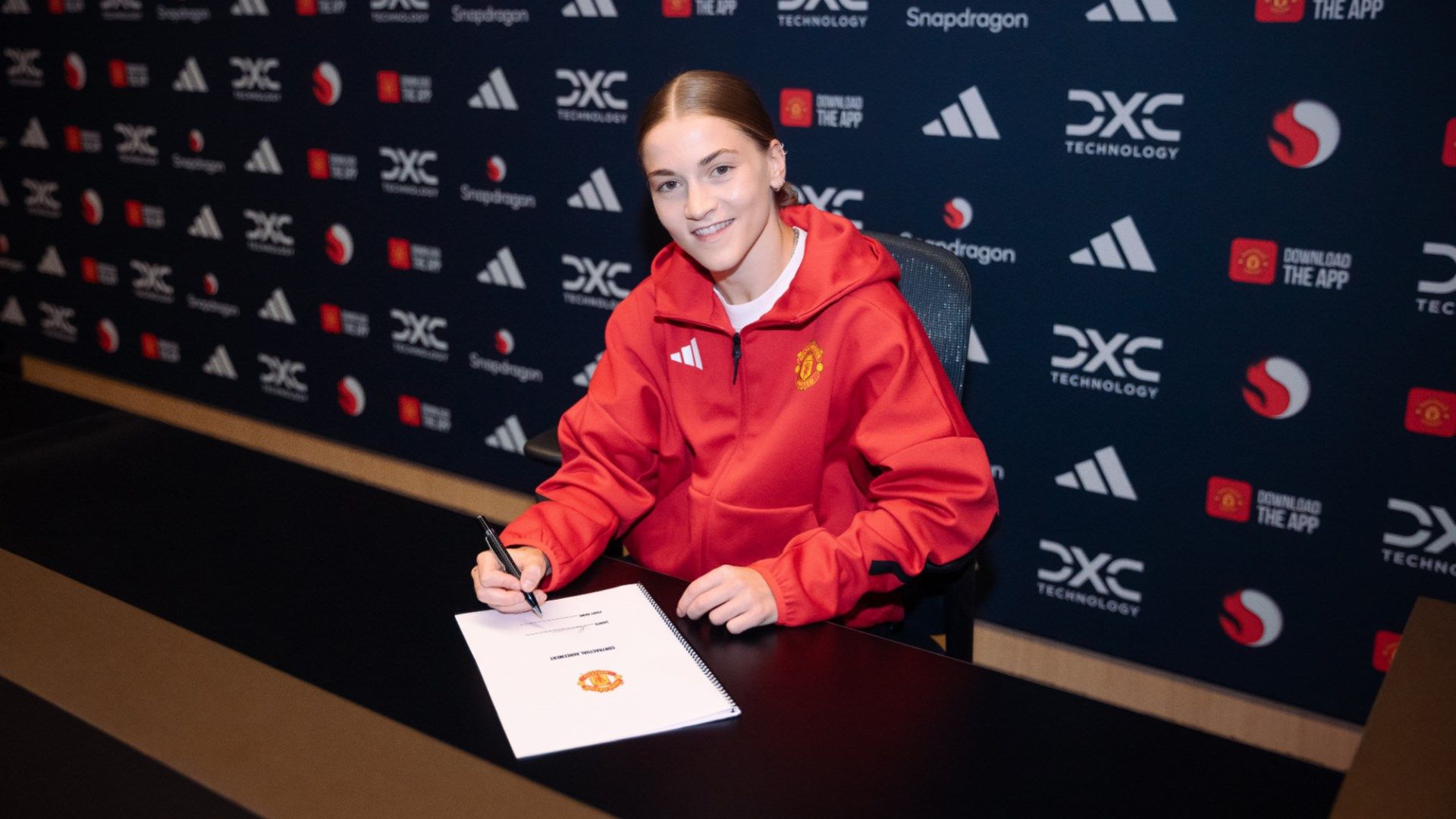 Jess Park Man Utd unveiling 2025