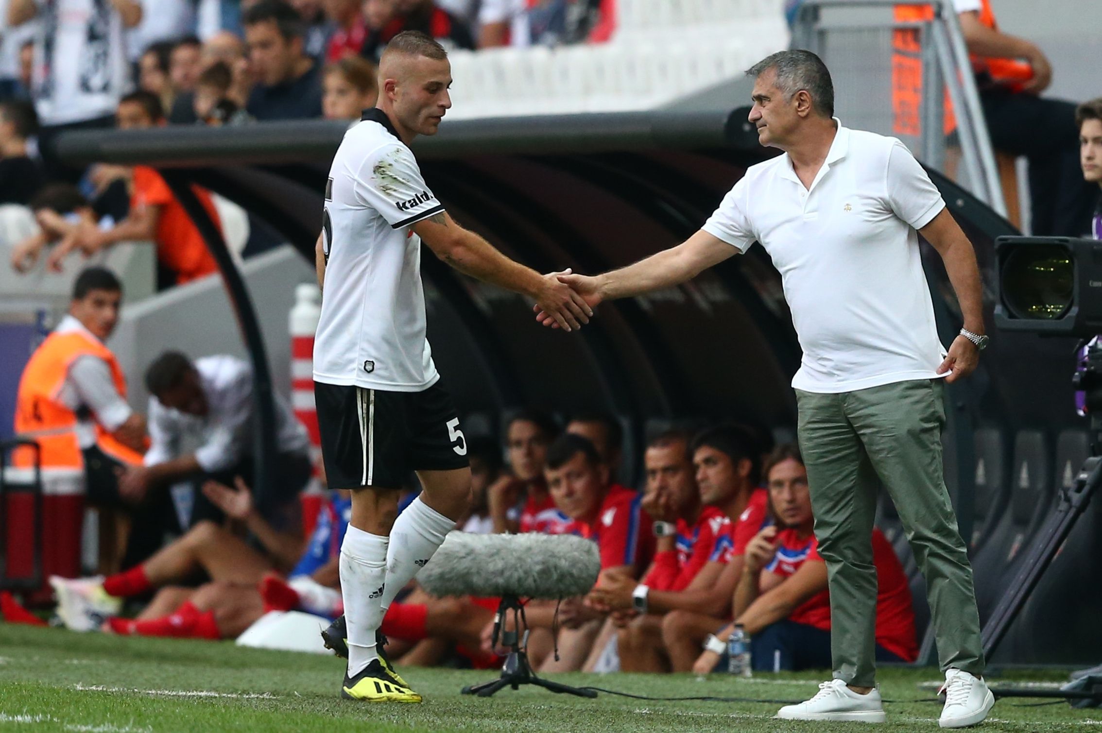 Gokhan Tore Senol Gunes Besiktas