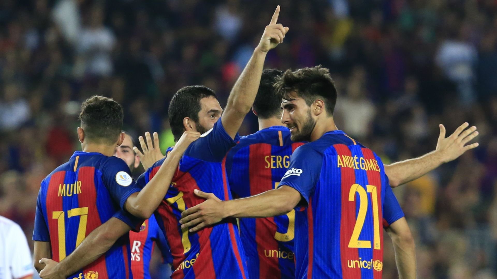 Arda Turan Andre Gomes Barcelona Sevilla Spanish Super Cup 08182016