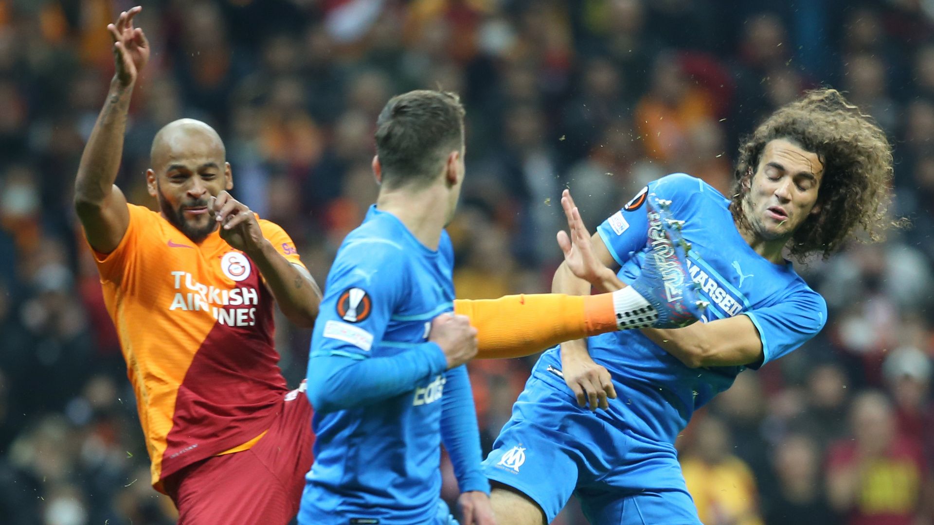 Galatasaray vs Marsilya. 11.25.2021
