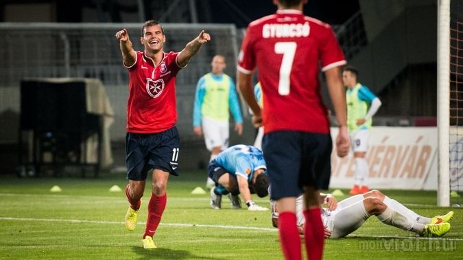 Nemanja Nikolics Gyurcsó Ádám