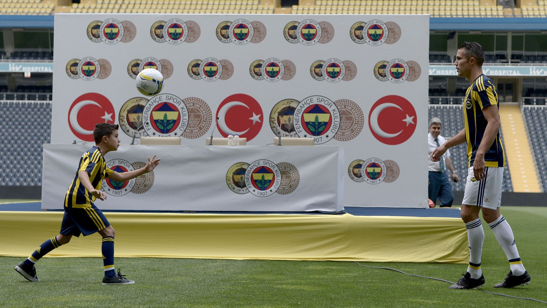 Shaqueel van Persie & Robin van Persie