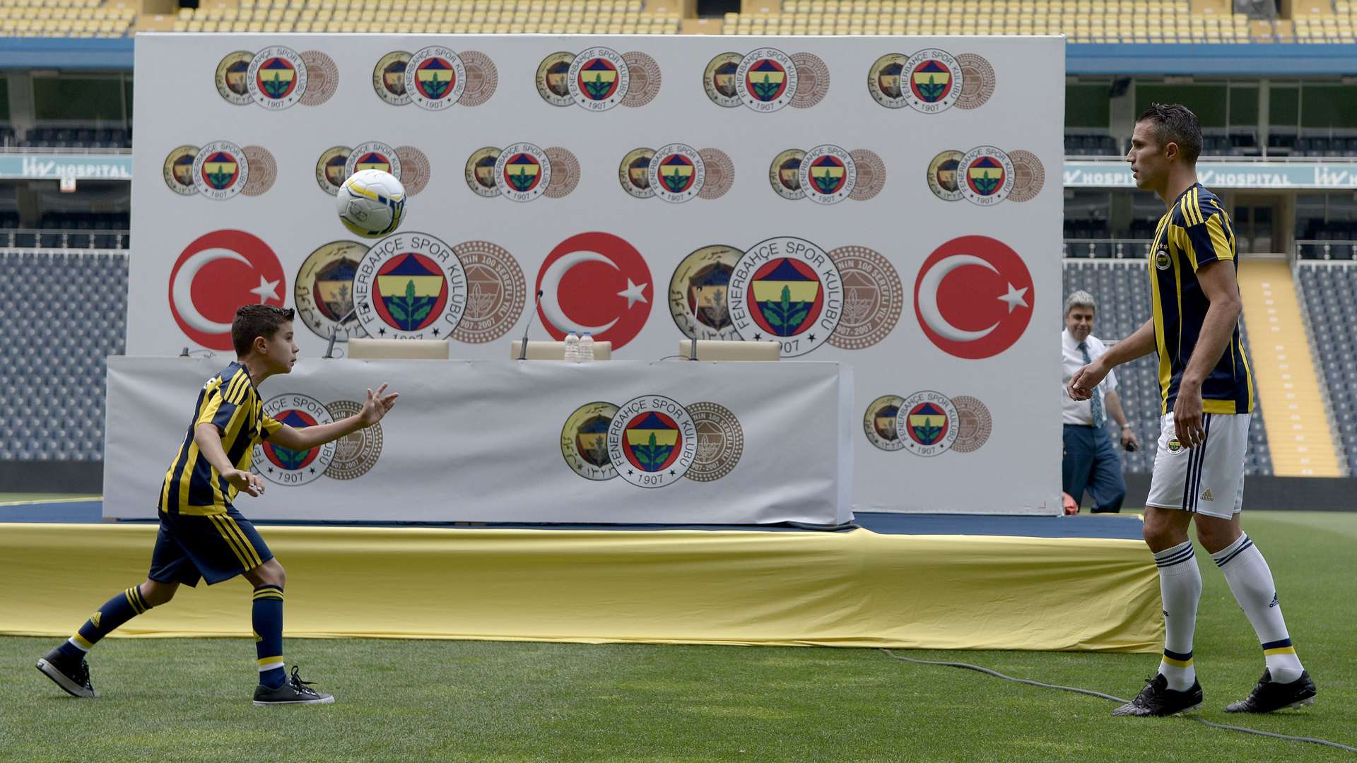 Shaqueel van Persie & Robin van Persie