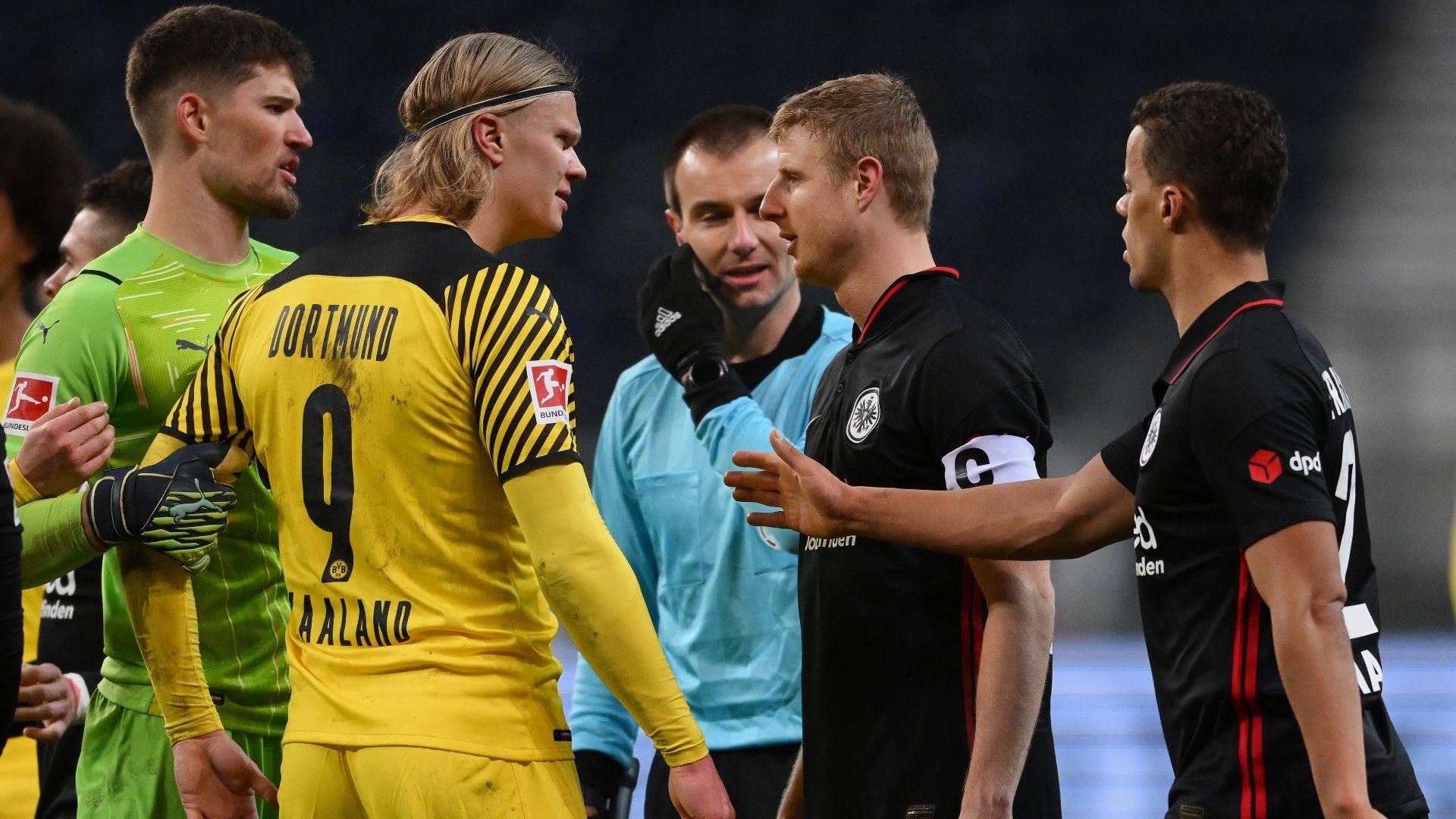 Erling Haaland Martin Hinteregger Eintracht Frankfurt Borussia Dortmund 2022