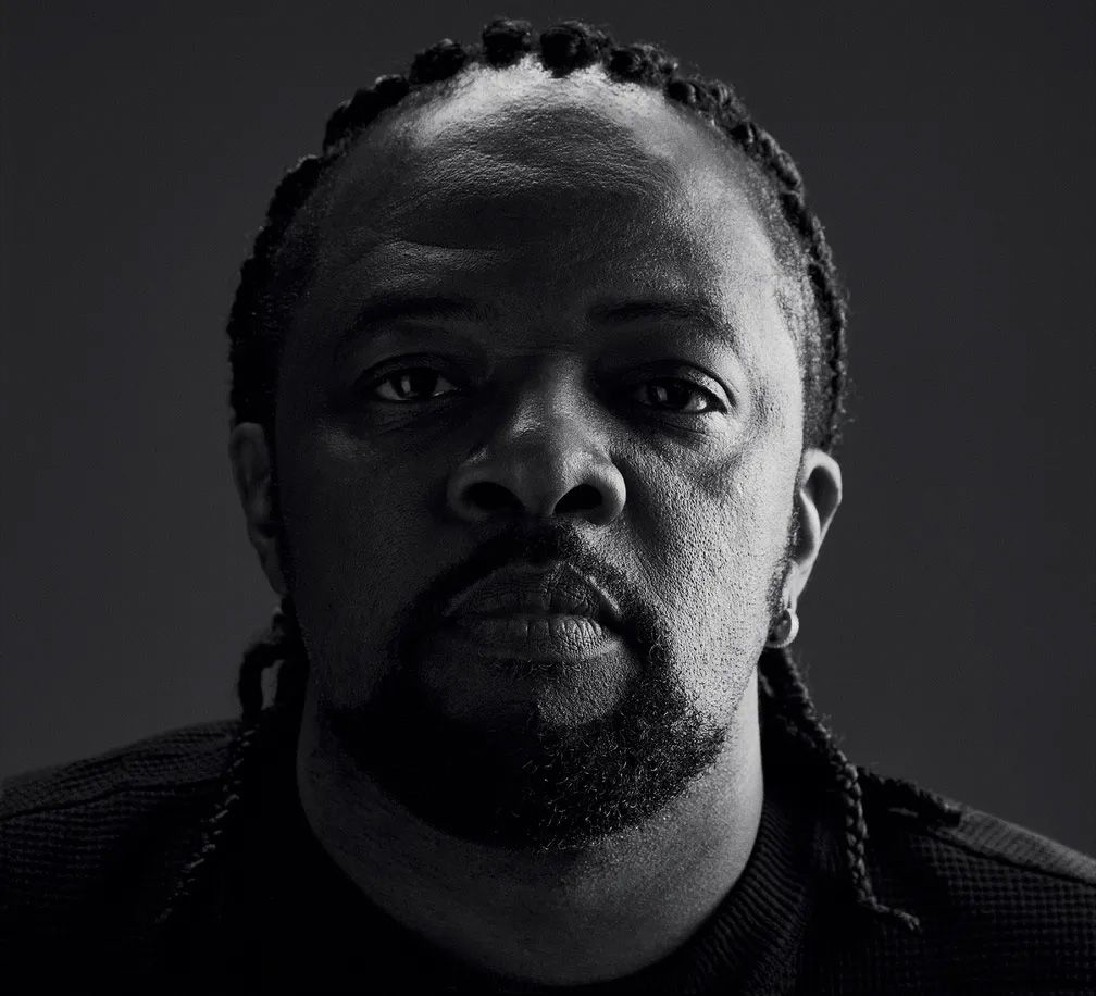 Cantor Xande de Pilares