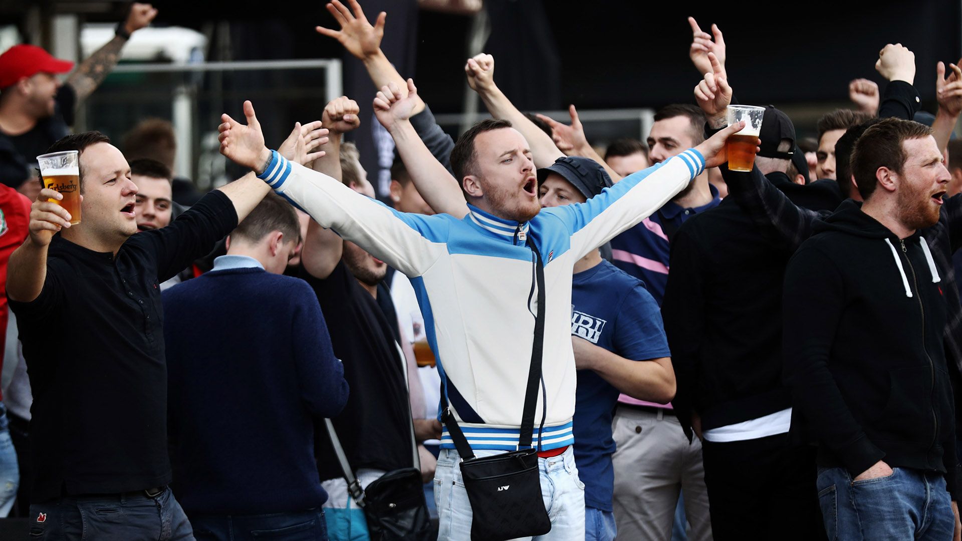 Russia England fan violence Lille Euro 2016