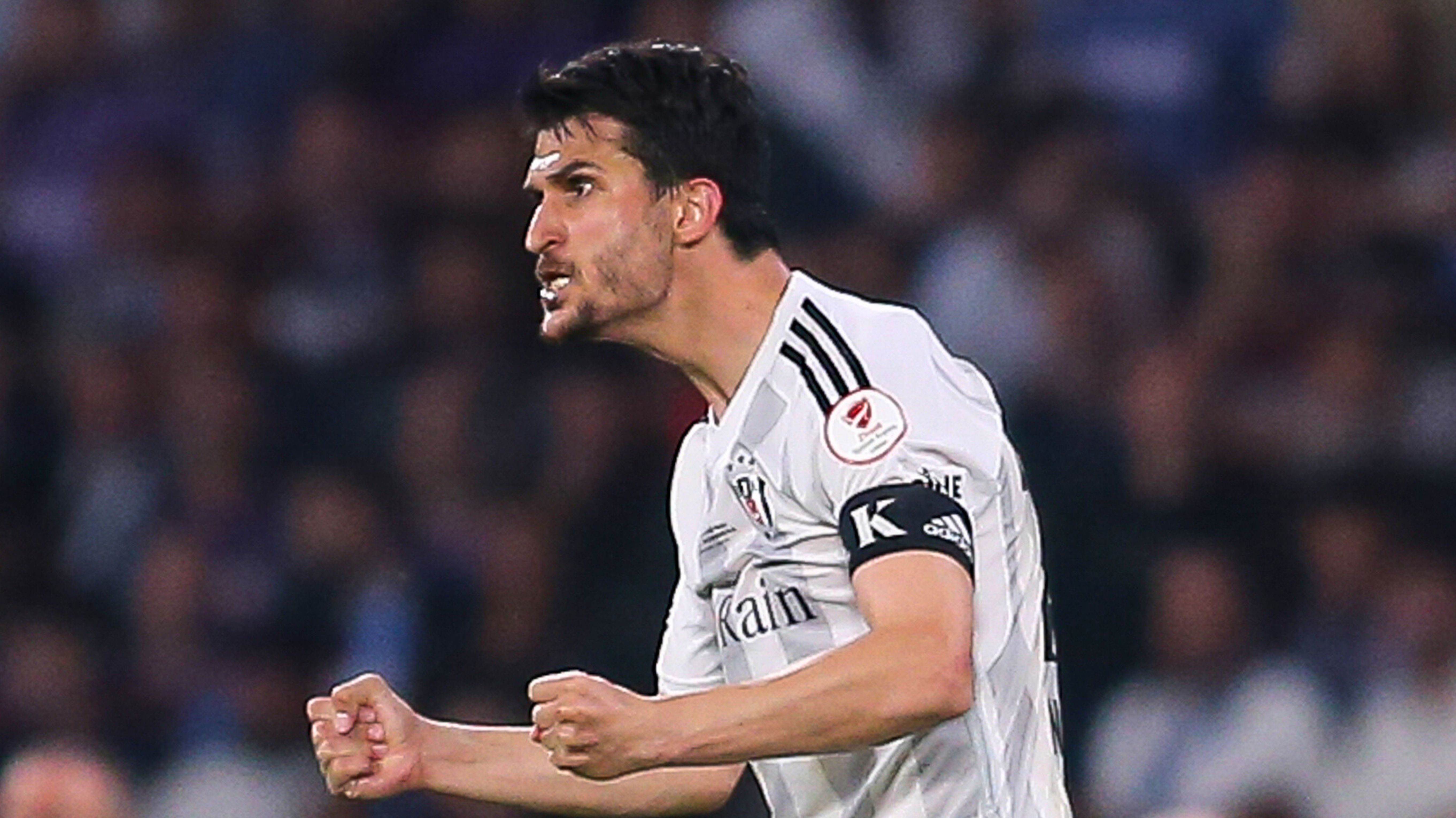 Necip Uysal Besiktas