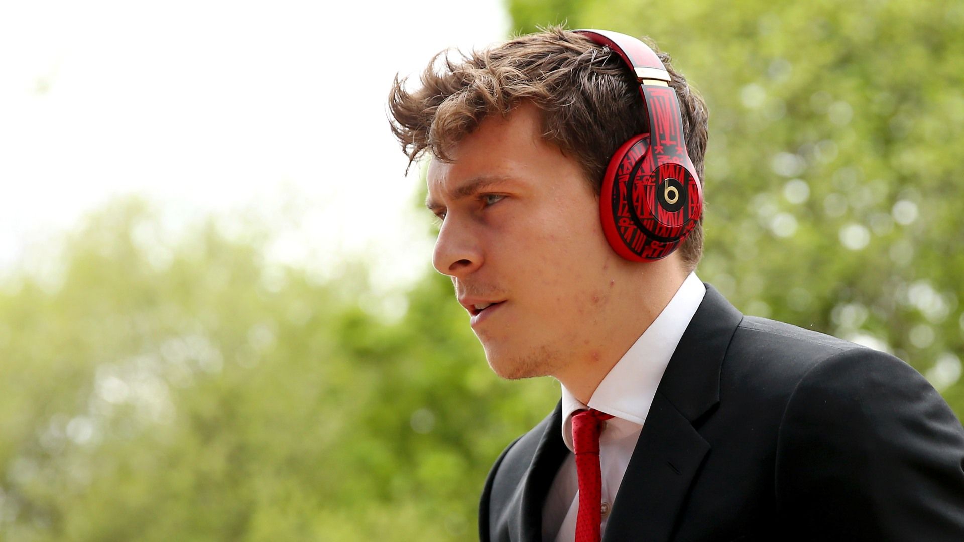 Victor Lindelof