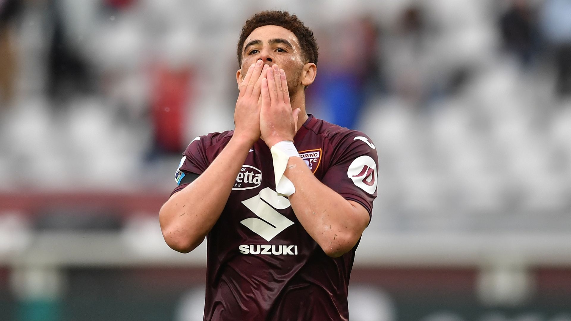 Che Adams Torino
