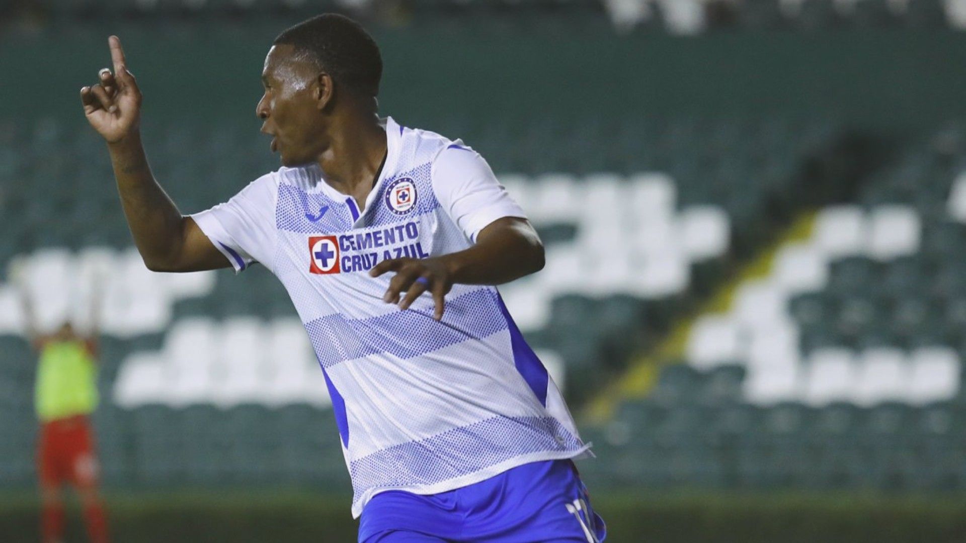 Bryan Angulo Cruz Azul