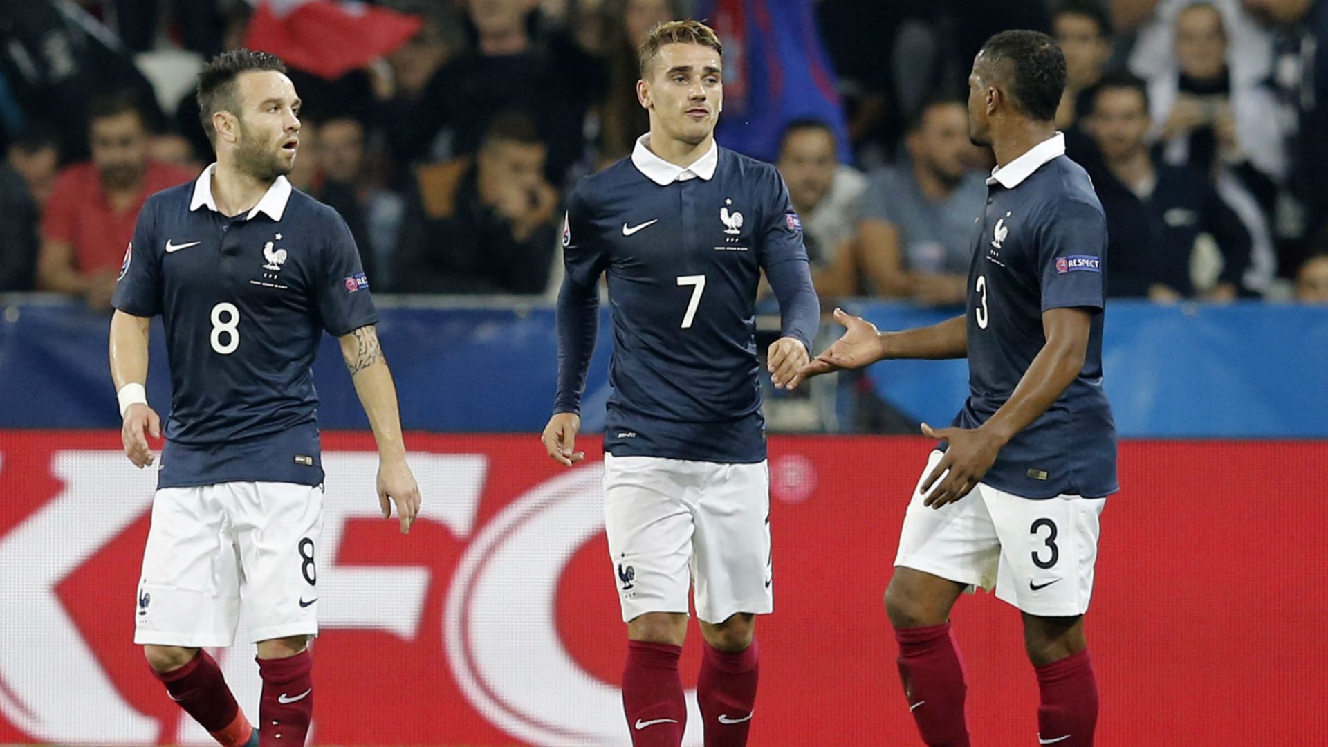 France-Armenie Griezmann Valbuena Evra
