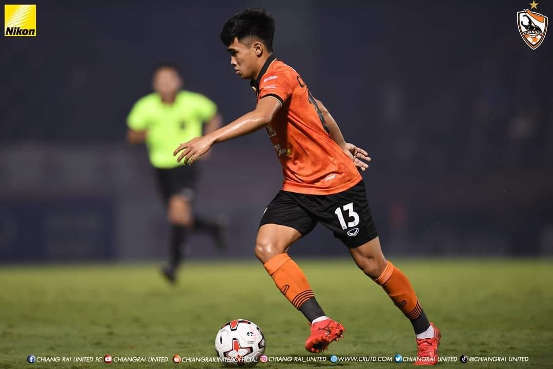 โชติภัทร พุ่มแก้ว