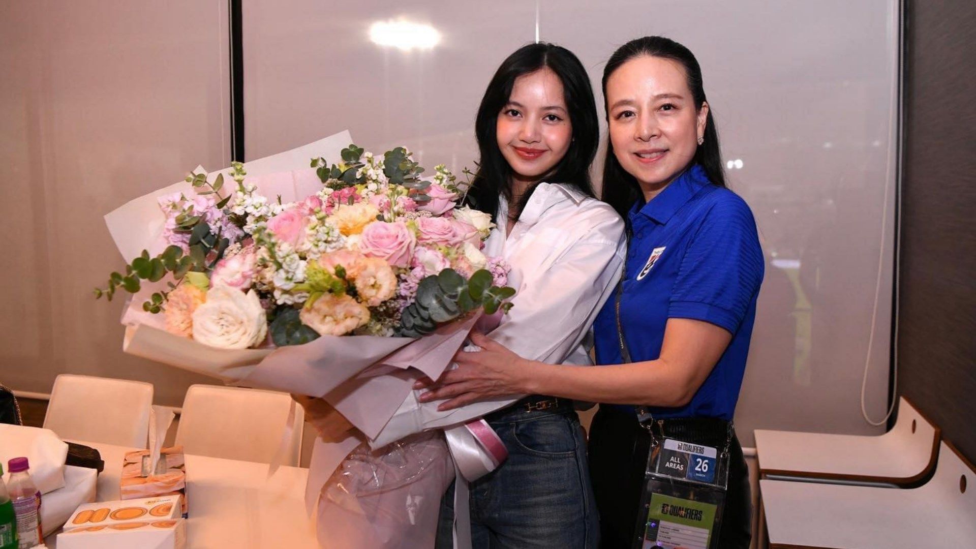 ลิซ่า - มาดามแป้ง