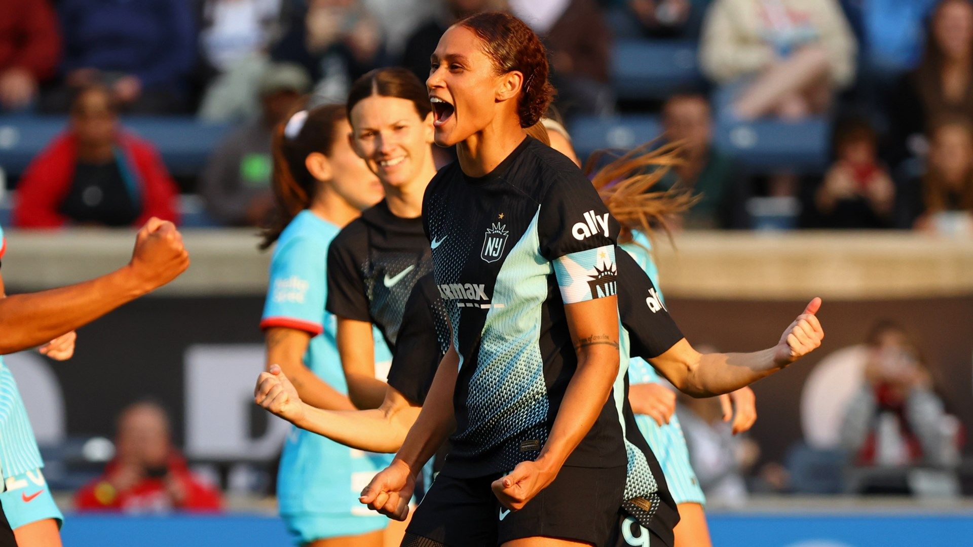 Lynn Williams Gotham 2024