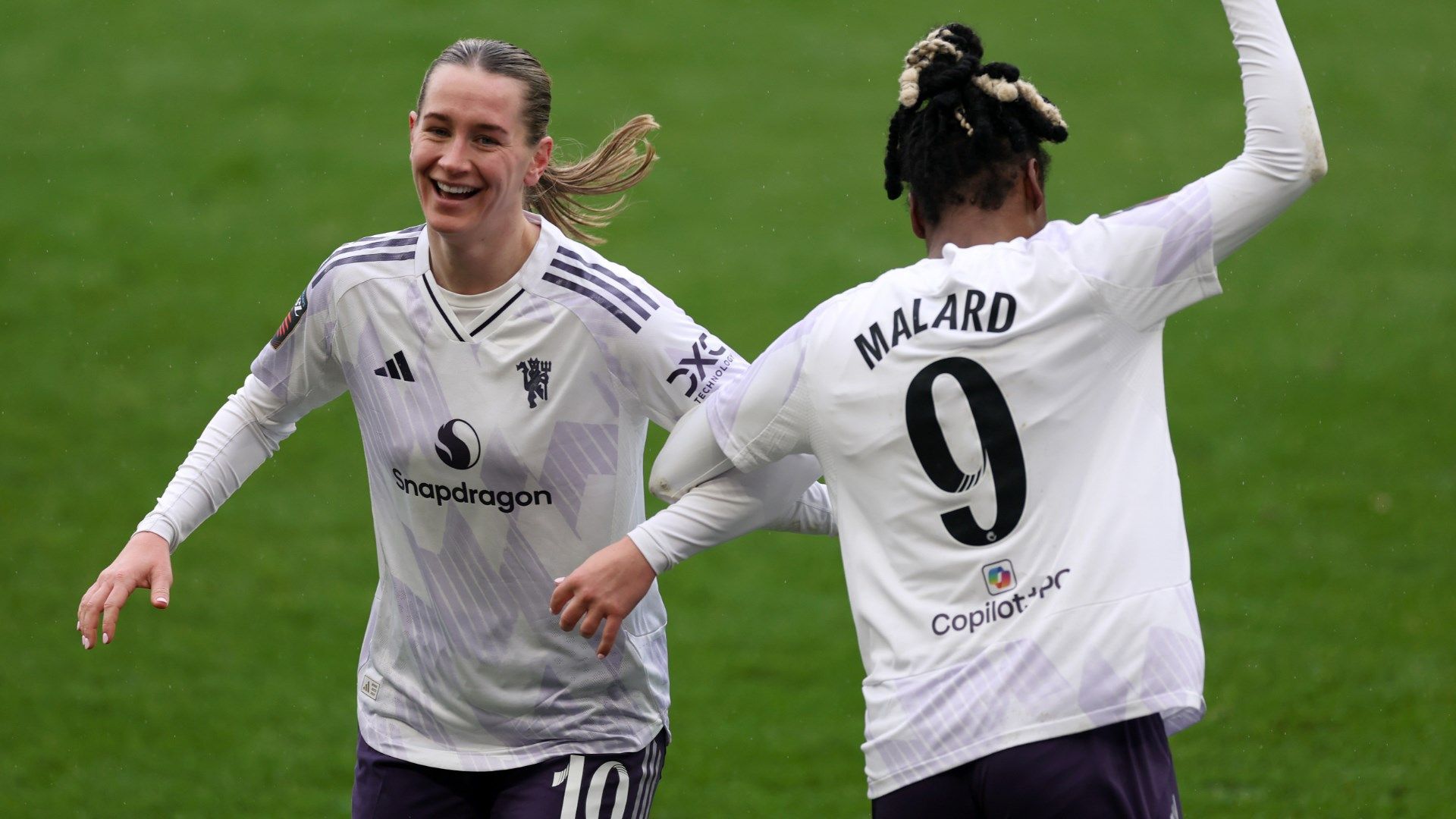 Elisabeth Terland Melvine Malard Man Utd Women 2025-26